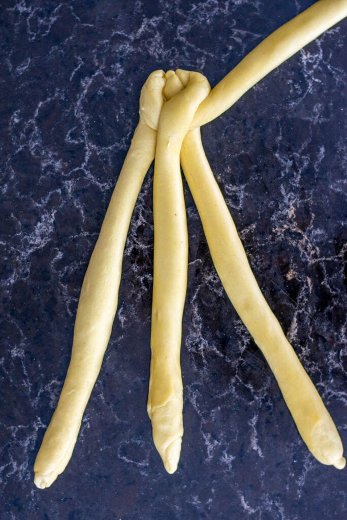 Challah braiding 4
