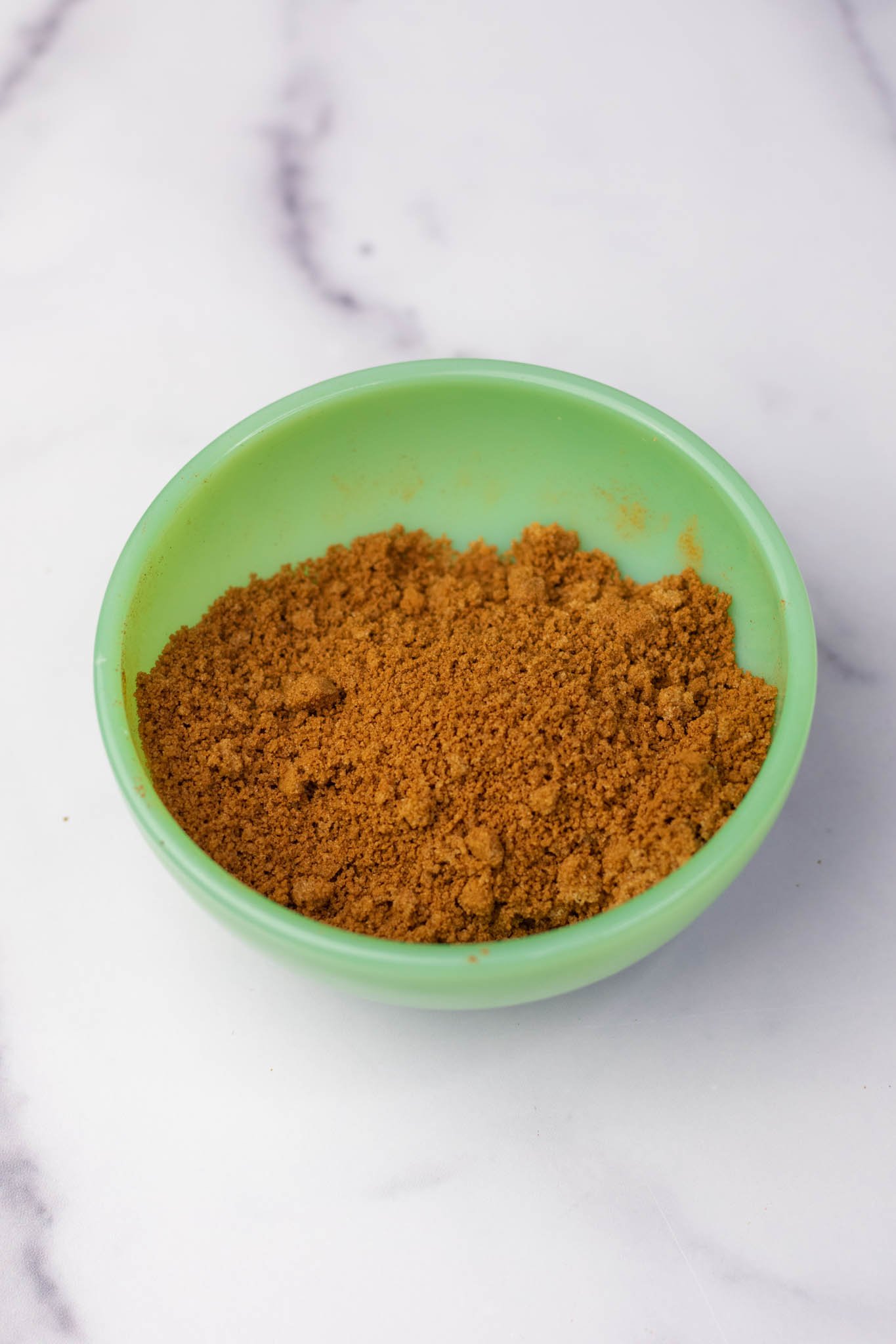 Bowl of cinnamon sugar filling